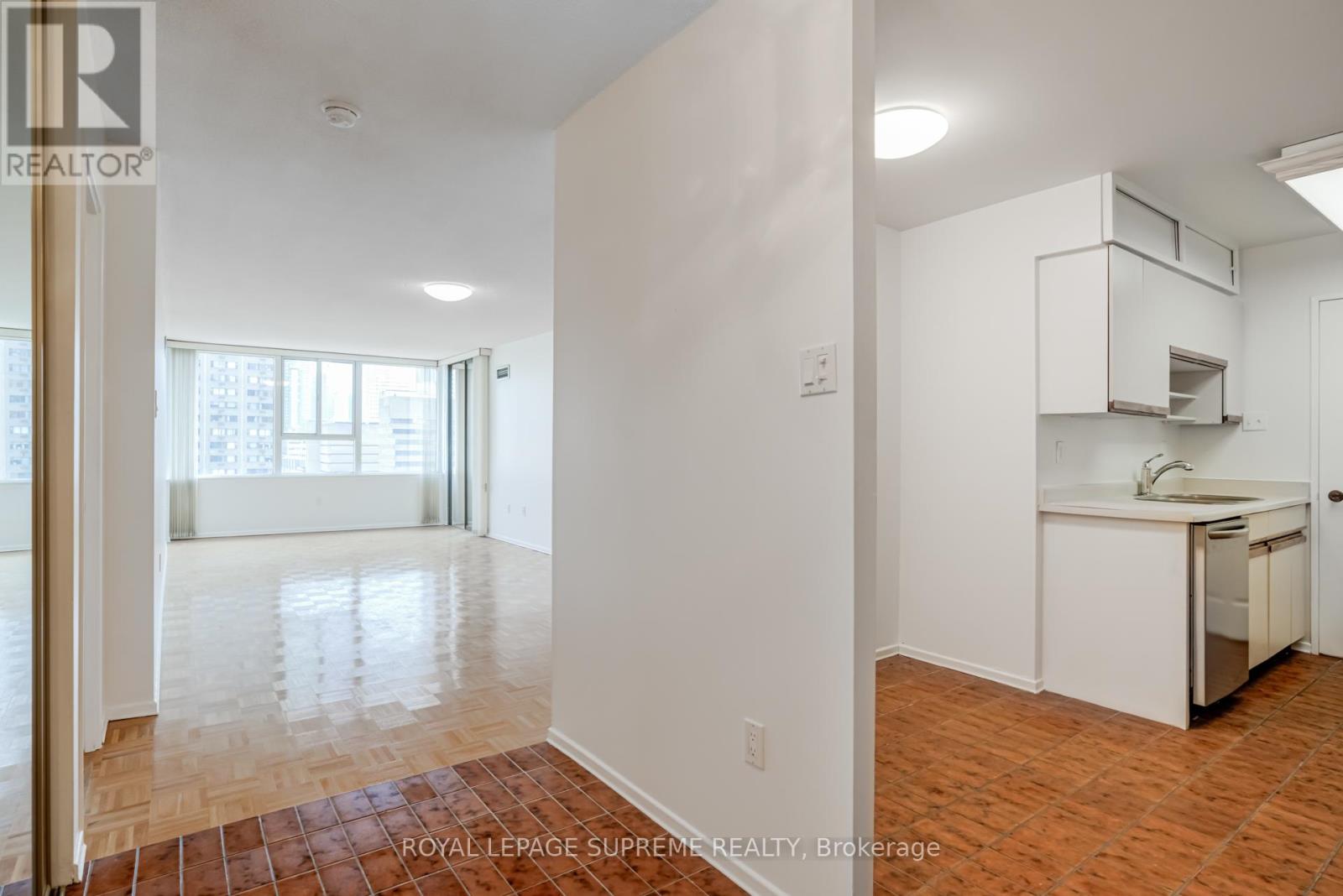 1404 - 45 Carlton Street, Toronto (Church-Yonge Corridor), Ontario  M5B 2H9 - Photo 6 - C12887900