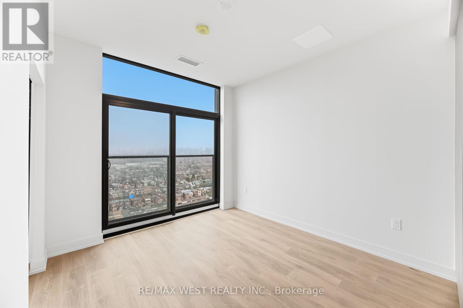 Uph11 - 181 Sterling Road, Toronto (Dufferin Grove), Ontario  M6R 2B2 - Photo 11 - C12887930