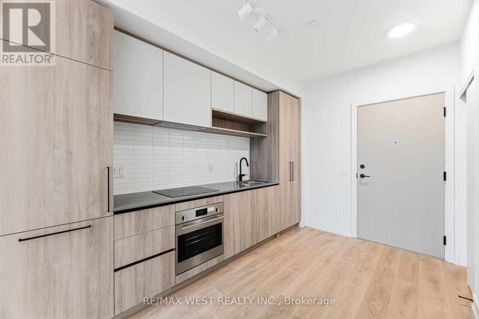 Uph11 - 181 Sterling Road, Toronto (Dufferin Grove), Ontario  M6R 2B2 - Photo 6 - C12887930