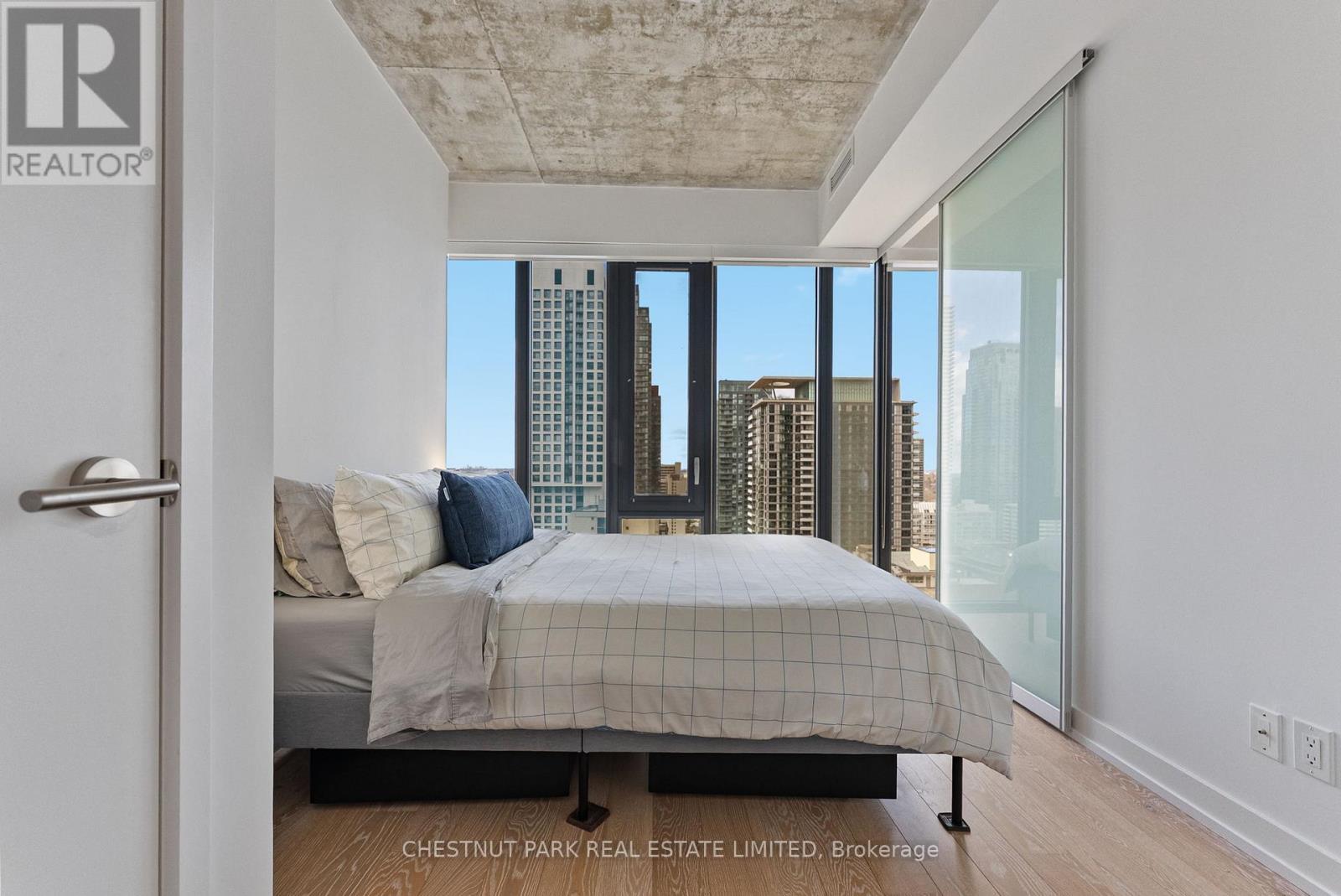 2303 - 161 Roehampton Avenue, Toronto (Mount Pleasant West), Ontario  M4P 0C8 - Photo 10 - C12887938