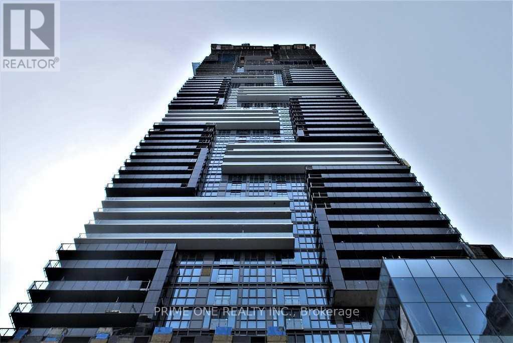 6113 - 7 Grenville Street, Toronto, Ontario  M4Y 0E9 - Photo 1 - C12887952