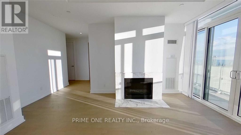6113 - 7 Grenville Street, Toronto, Ontario  M4Y 0E9 - Photo 9 - C12887952
