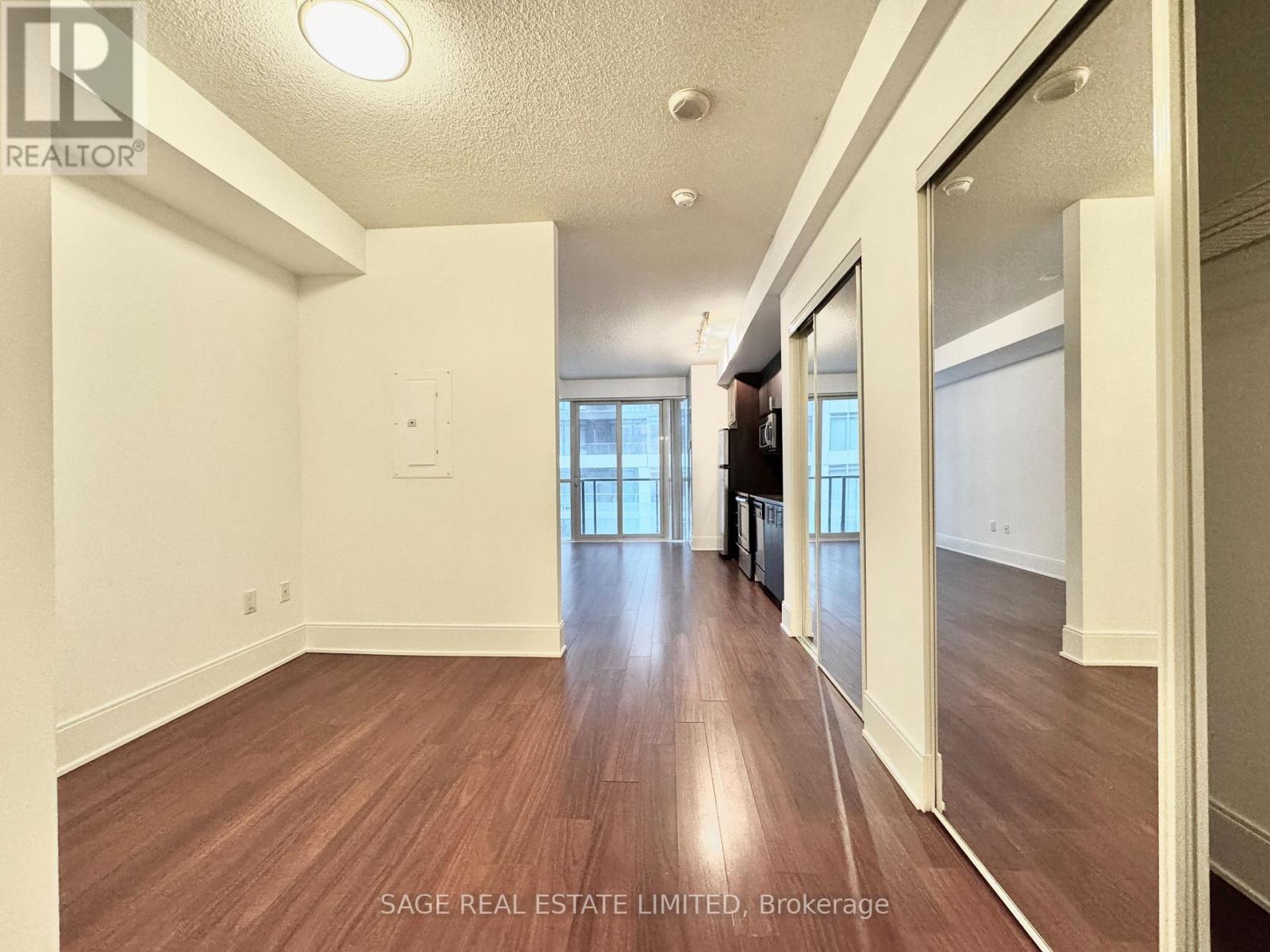 610 - 560 Front Street W, Toronto, Ontario M5V 1C1 - Photo 3 - C12887954