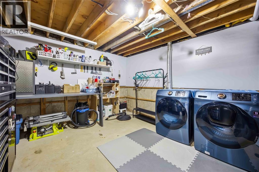 1023 Frost Avenue, Sarnia, Ontario  N7S 4G6 - Photo 27 - 26004981