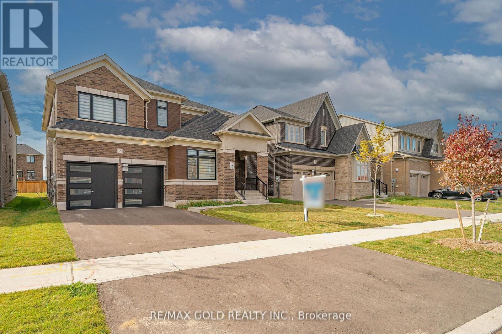 15 Sandhill Crescent, Adjala-Tosorontio, Ontario  L0G 1W0 - Photo 2 - N12887950