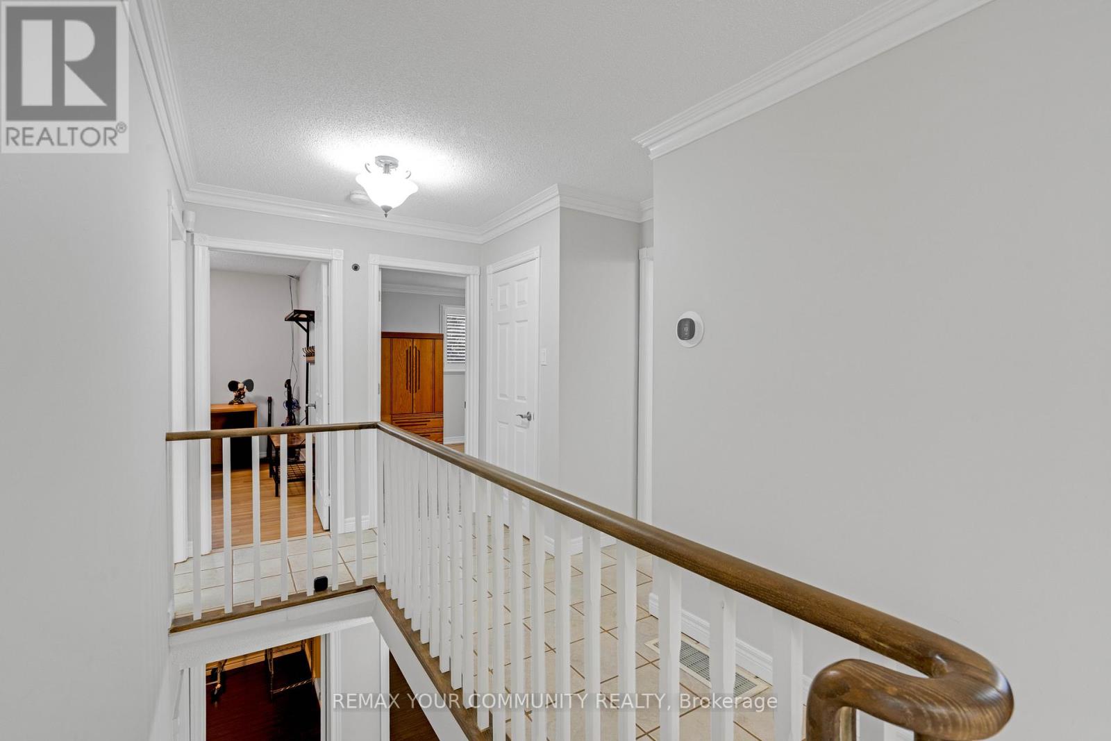 28 Moon Drive, Barrie (Ardagh), Ontario  L4N 7G7 - Photo 18 - S12887772