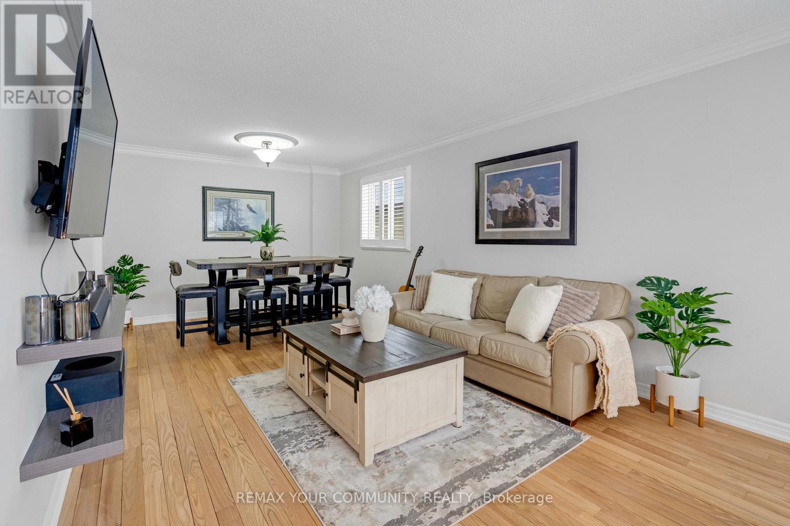 28 Moon Drive, Barrie (Ardagh), Ontario  L4N 7G7 - Photo 6 - S12887772