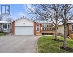 28 MOON DRIVE, Barrie, Ontario