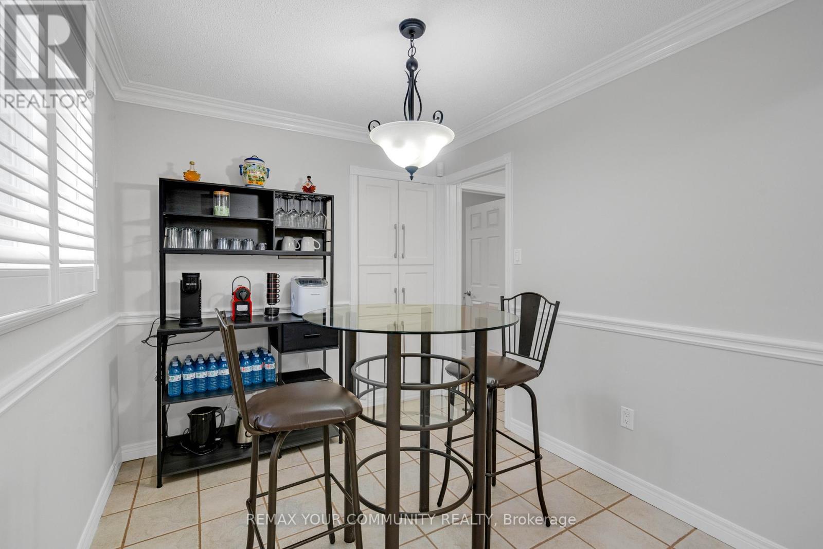 28 Moon Drive, Barrie (Ardagh), Ontario  L4N 7G7 - Photo 16 - S12887772