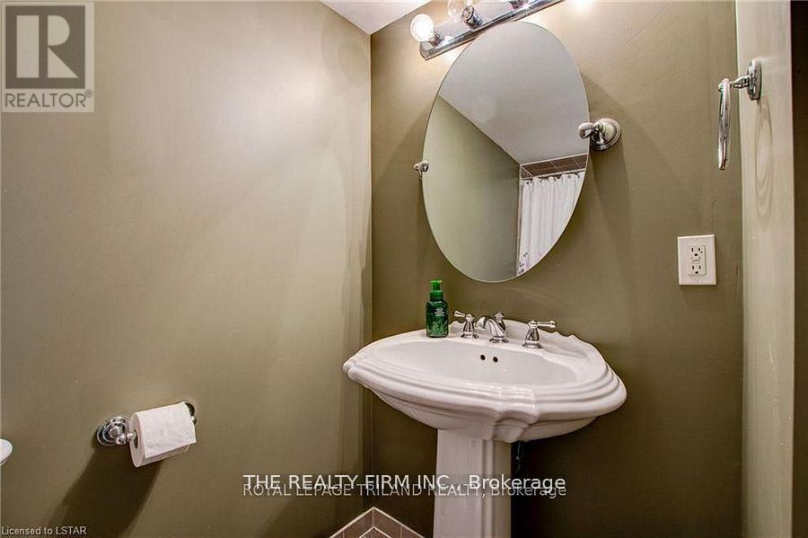 130 Appel Street, London East, Ontario  N5Y 1R4 - Photo 14 - X12888026