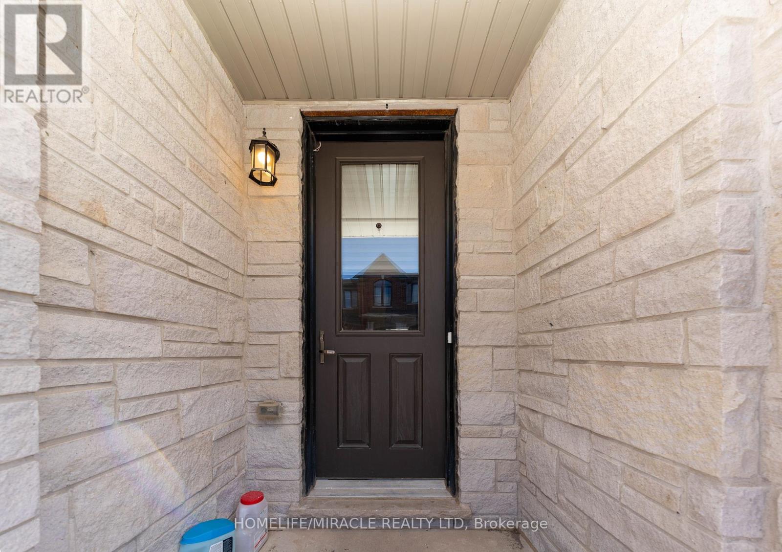 1420 Oakmont Common, Burlington, Ontario  L7P 0V8 - Photo 3 - W12882688