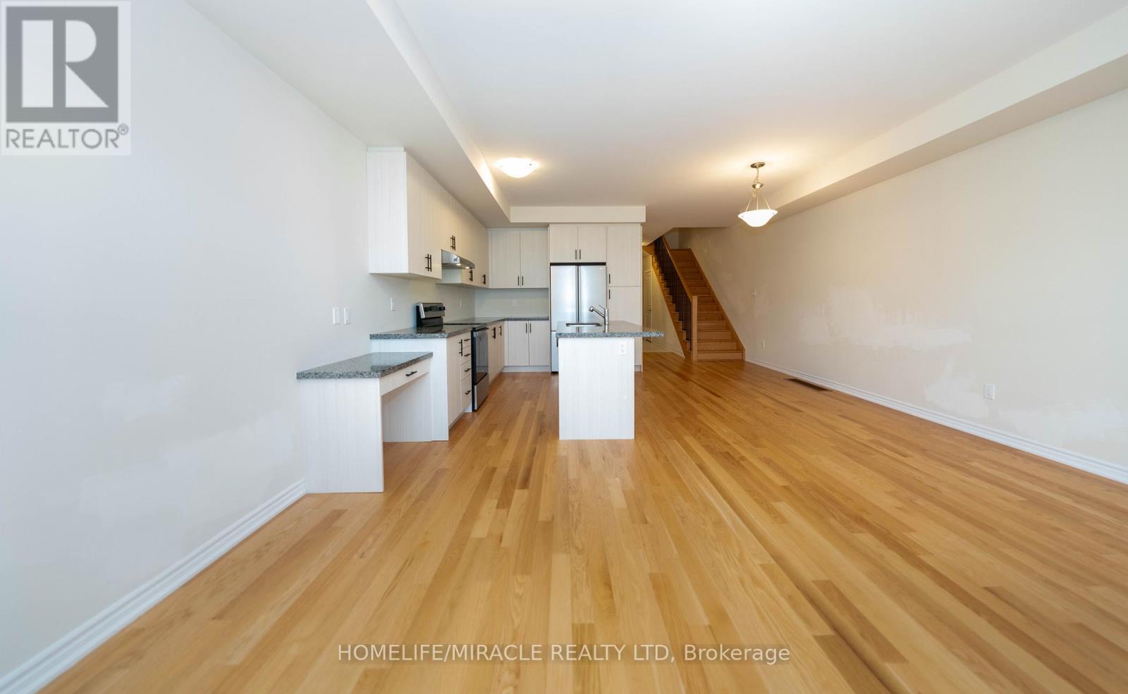 1420 Oakmont Common, Burlington, Ontario  L7P 0V8 - Photo 8 - W12882688