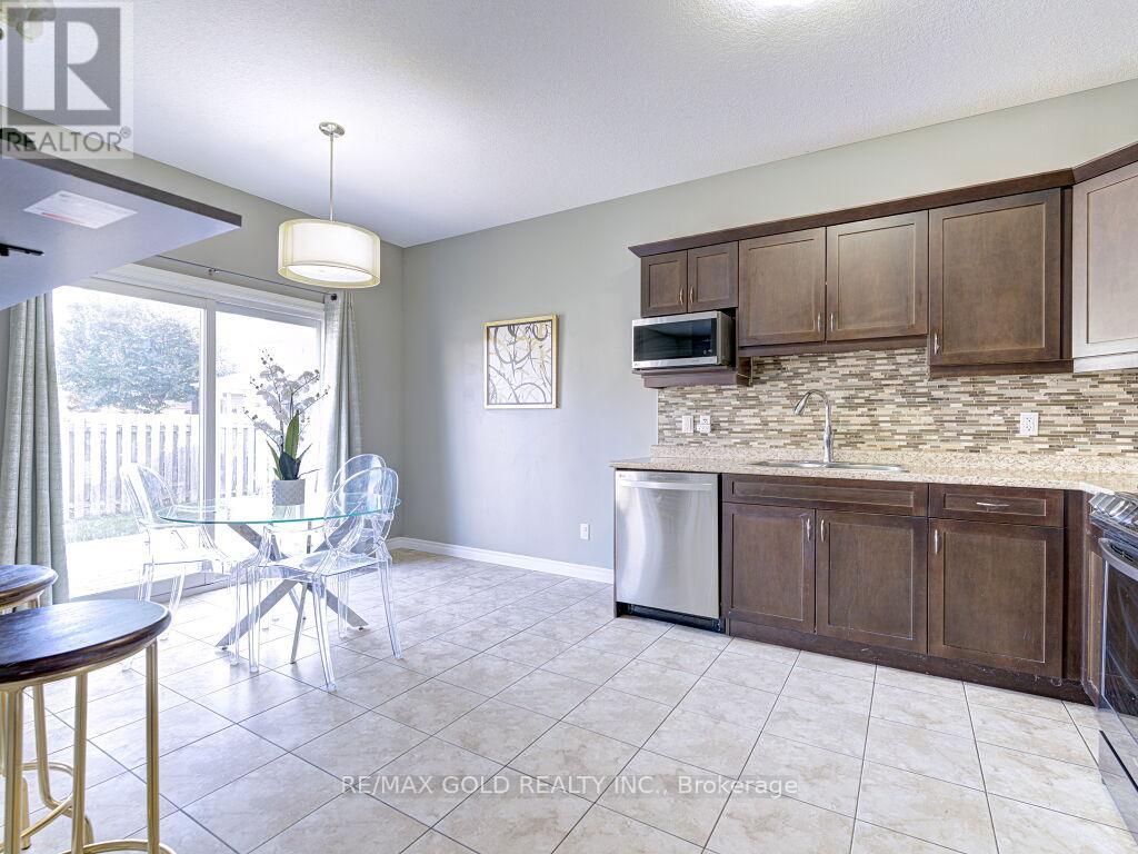 35 - 960 Bitterbush Crescent, London North, Ontario N6H 0G1 - Photo 17 - X12834554