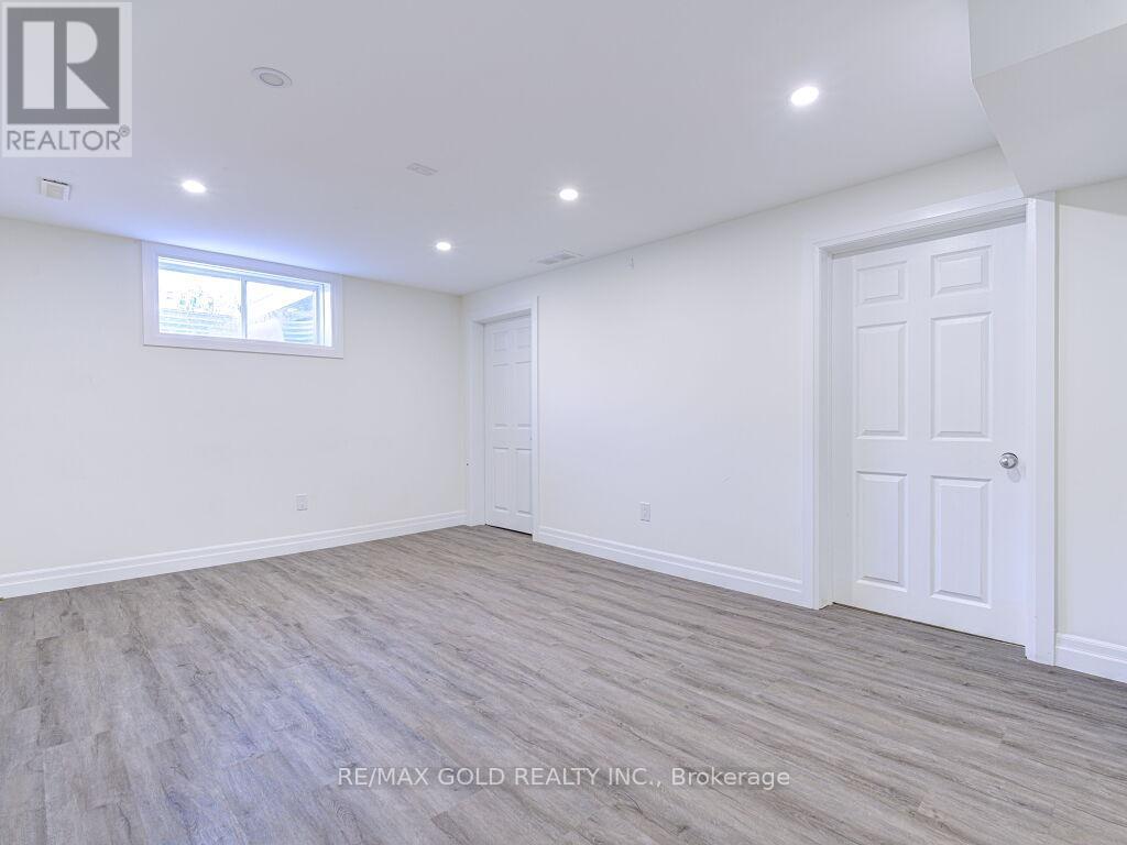 35 - 960 Bitterbush Crescent, London North, Ontario N6H 0G1 - Photo 29 - X12834554