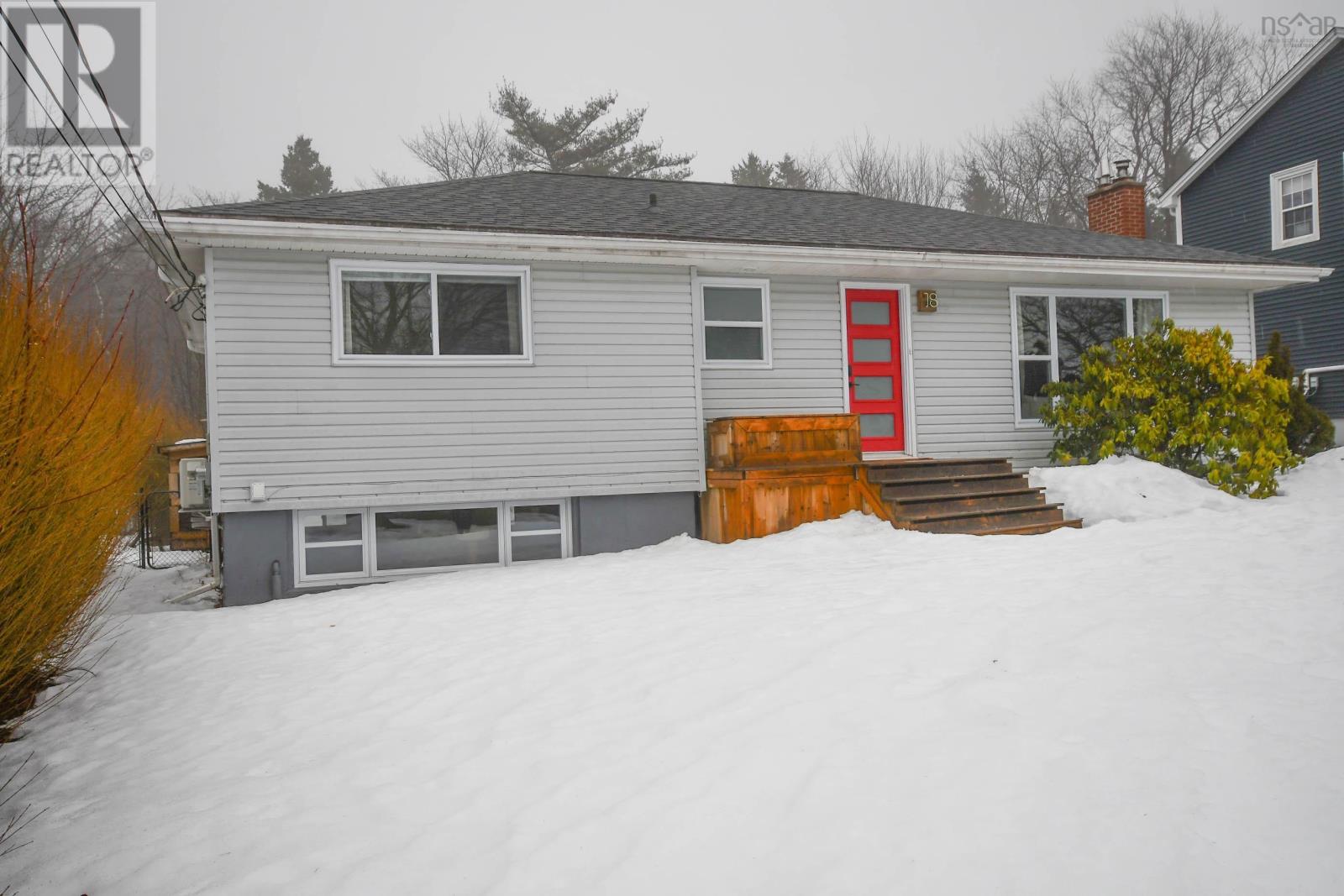 18 Macrae Avenue, Dartmouth, Nova Scotia