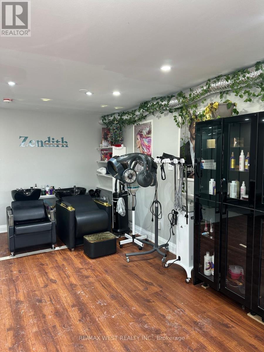 2551 Hurontario Street, Mississauga (Cooksville), Ontario  L5A 2G4 - Photo 13 - W12887800