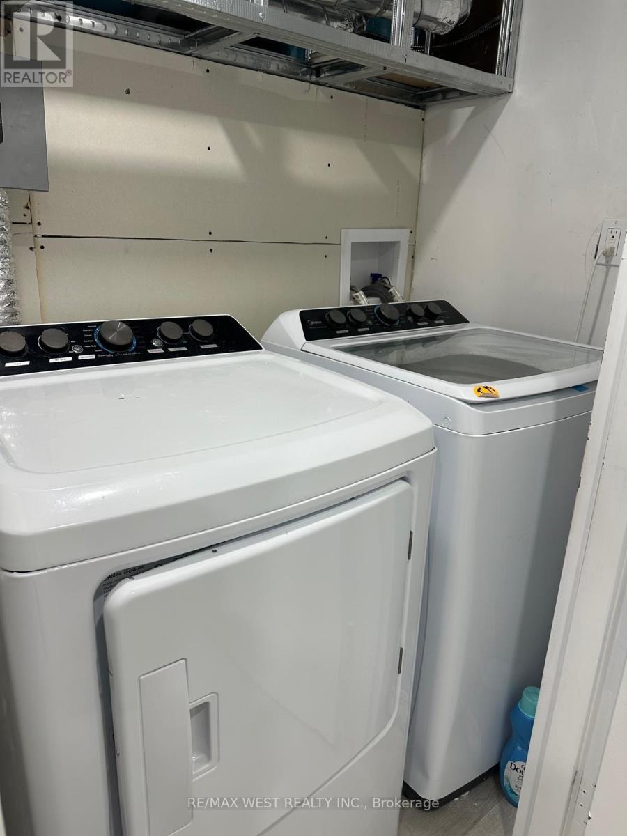 2551 Hurontario Street, Mississauga (Cooksville), Ontario  L5A 2G4 - Photo 26 - W12887800