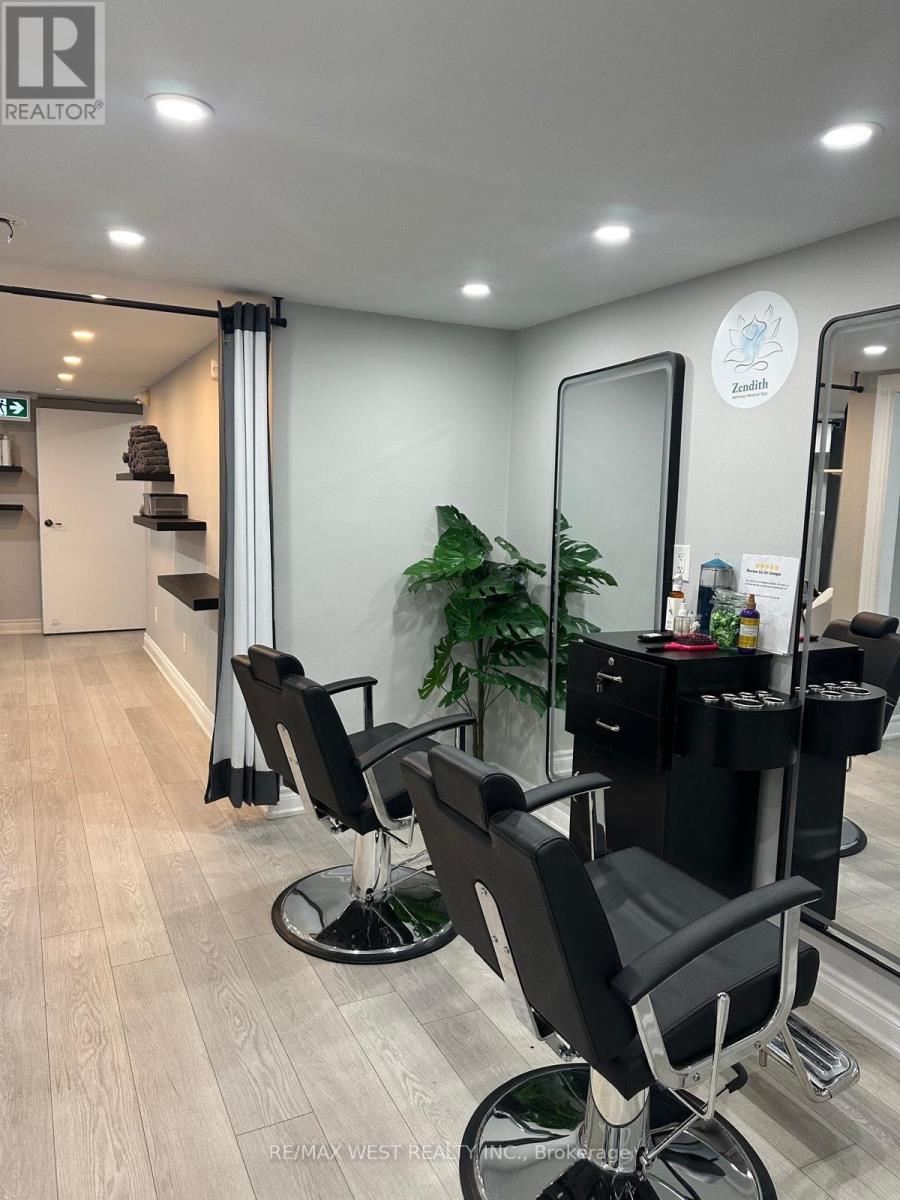 2551 Hurontario Street, Mississauga (Cooksville), Ontario  L5A 2G4 - Photo 28 - W12887800