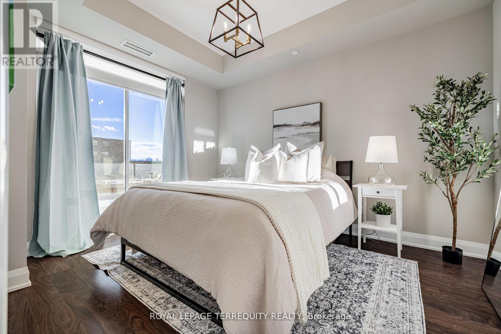 401 - 35 Fontenay Court, Toronto (Edenbridge-Humber Valley), Ontario  M9A 0E2 - Photo 9 - W12887848