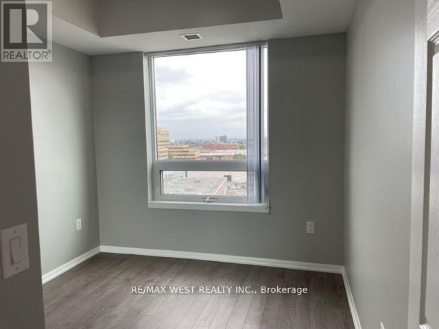 801 - 3091 Dufferin Street, Toronto (Yorkdale-Glen Park), Ontario  M6A 2S7 - Photo 7 - W12887876