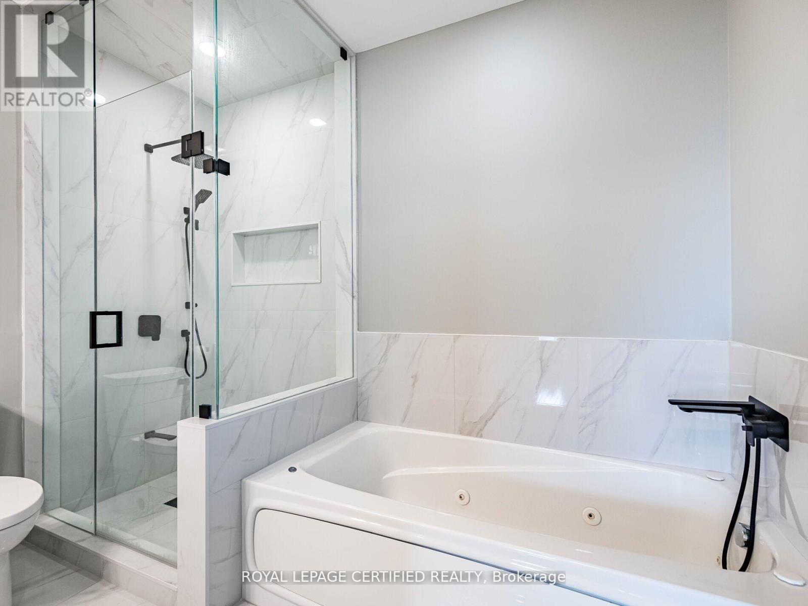 Ph 08 - 25 Kingsbridge Garden Circle, Mississauga, Ontario  L5R 4B1 - Photo 23 - W12887908