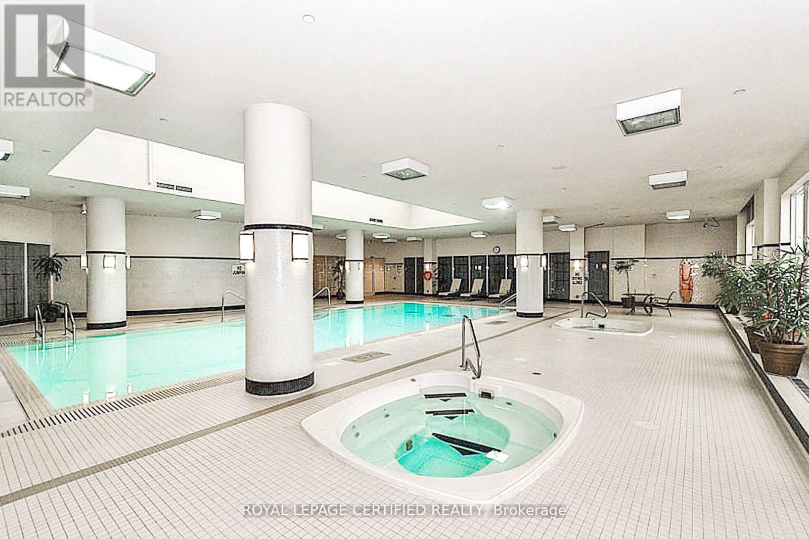 Ph 08 - 25 Kingsbridge Garden Circle, Mississauga, Ontario  L5R 4B1 - Photo 43 - W12887908