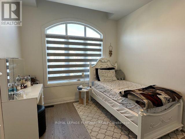 1490 Strawberry Landing, Milton (Walker), Ontario  L9E 1Y7 - Photo 11 - W12887974