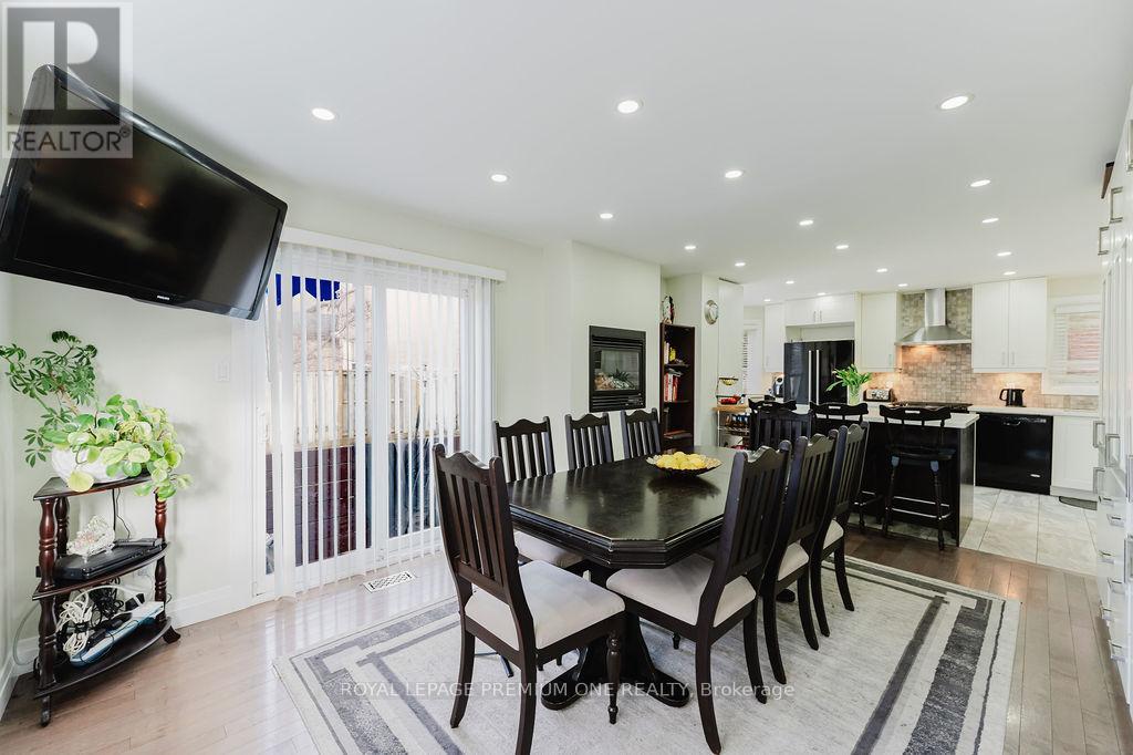 25 Sir Lancelot Court, Caledon (Bolton East), Ontario  L7E 1N3 - Photo 14 - W12887994