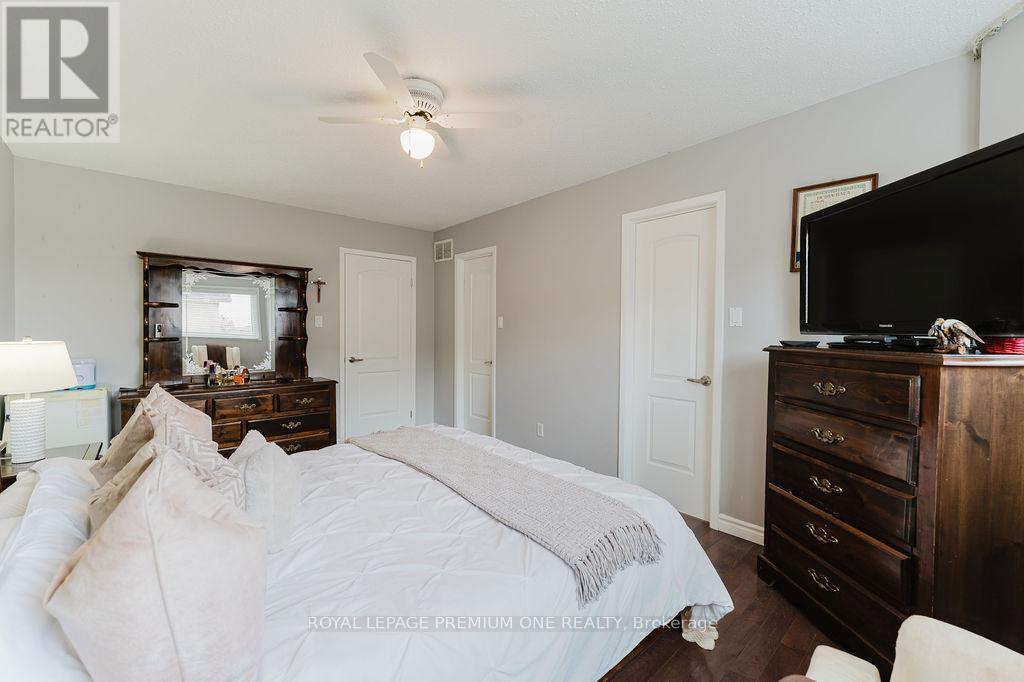 25 Sir Lancelot Court, Caledon (Bolton East), Ontario  L7E 1N3 - Photo 25 - W12887994