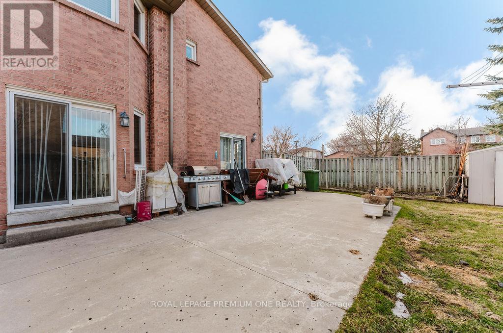 25 Sir Lancelot Court, Caledon (Bolton East), Ontario  L7E 1N3 - Photo 46 - W12887994