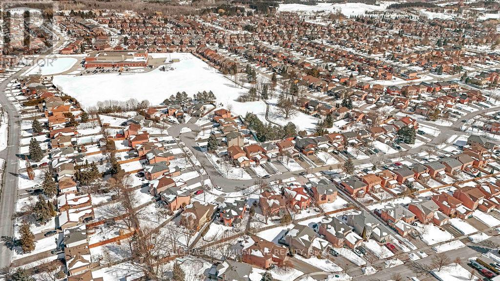 25 Sir Lancelot Court, Caledon (Bolton East), Ontario  L7E 1N3 - Photo 50 - W12887994