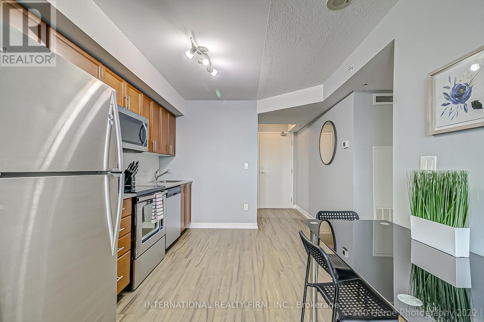 911 - 1420 Dupont Street, Toronto (Dovercourt-Wallace Emerson-Junction), Ontario  M6H 0C2 - Photo 13 - W12888002