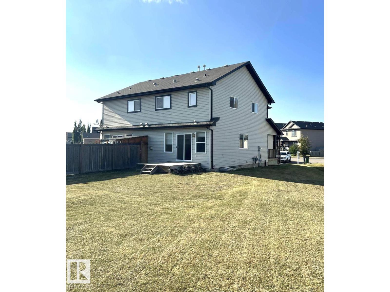 3705 11 St Nw, Edmonton, Alberta  T6T 0E8 - Photo 3 - E4472000