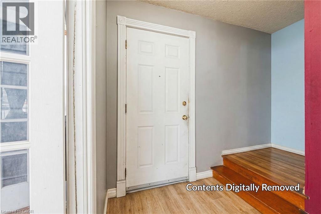 27 Glenview Court, Hamilton, Ontario  L9C 6H7 - Photo 4 - 40812435