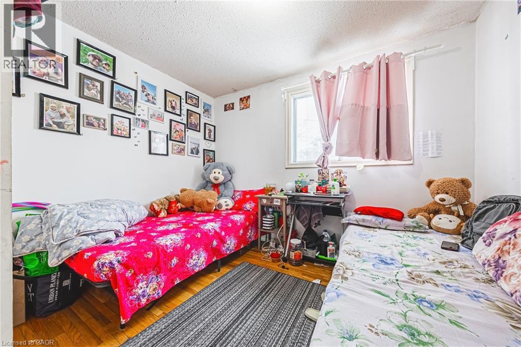 27 Glenview Court, Hamilton, Ontario  L9C 6H7 - Photo 20 - 40812435