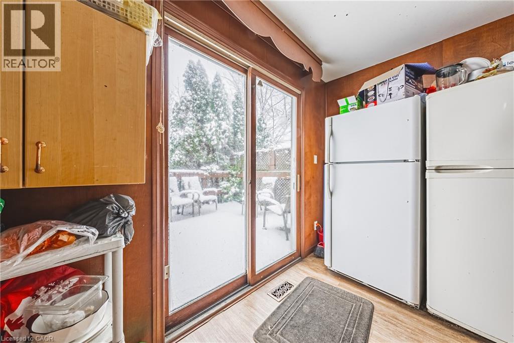 27 Glenview Court, Hamilton, Ontario  L9C 6H7 - Photo 13 - 40812435