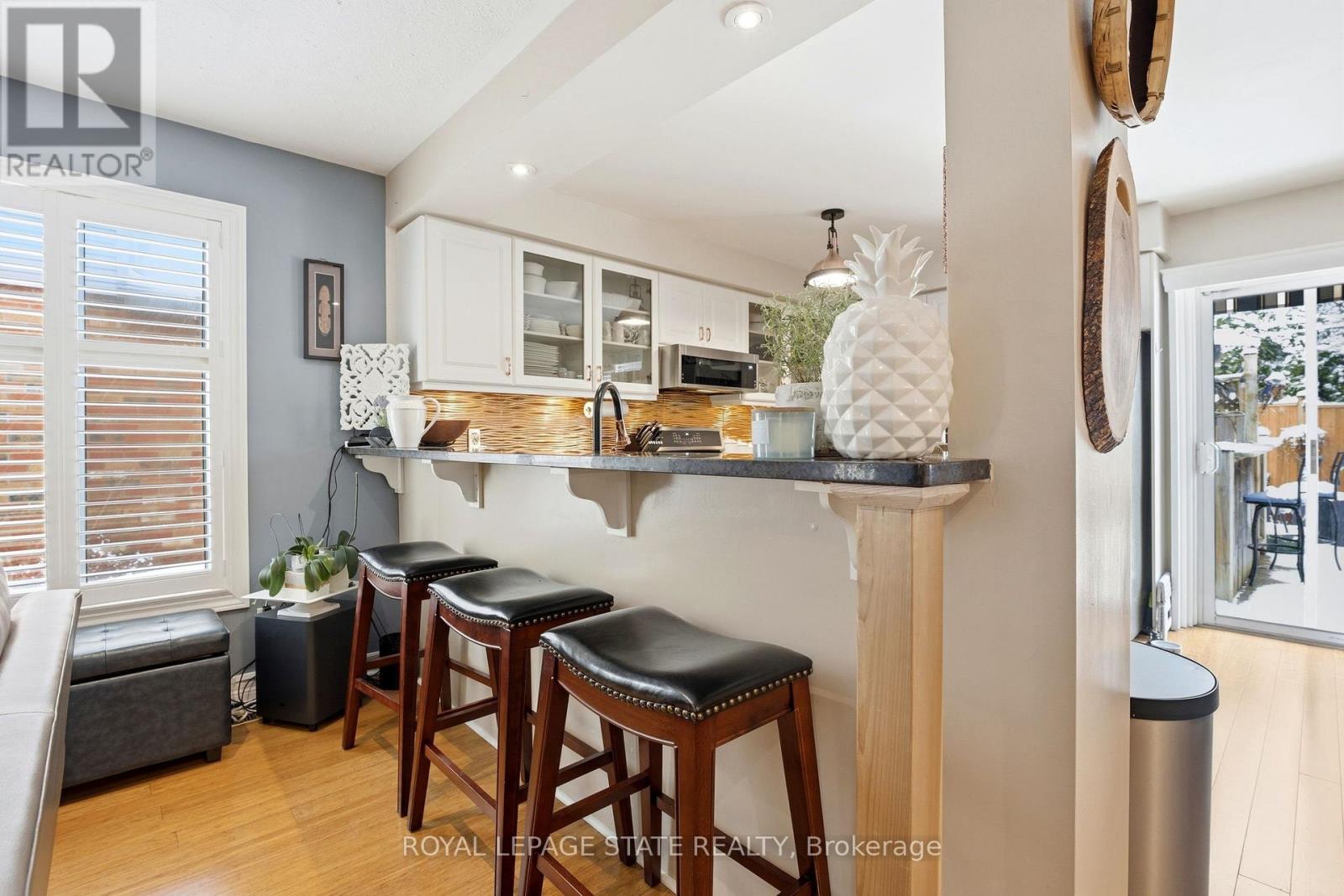 64 Griffith Drive, Grimsby (Grimsby East), Ontario  L3M 5L2 - Photo 11 - X12887838