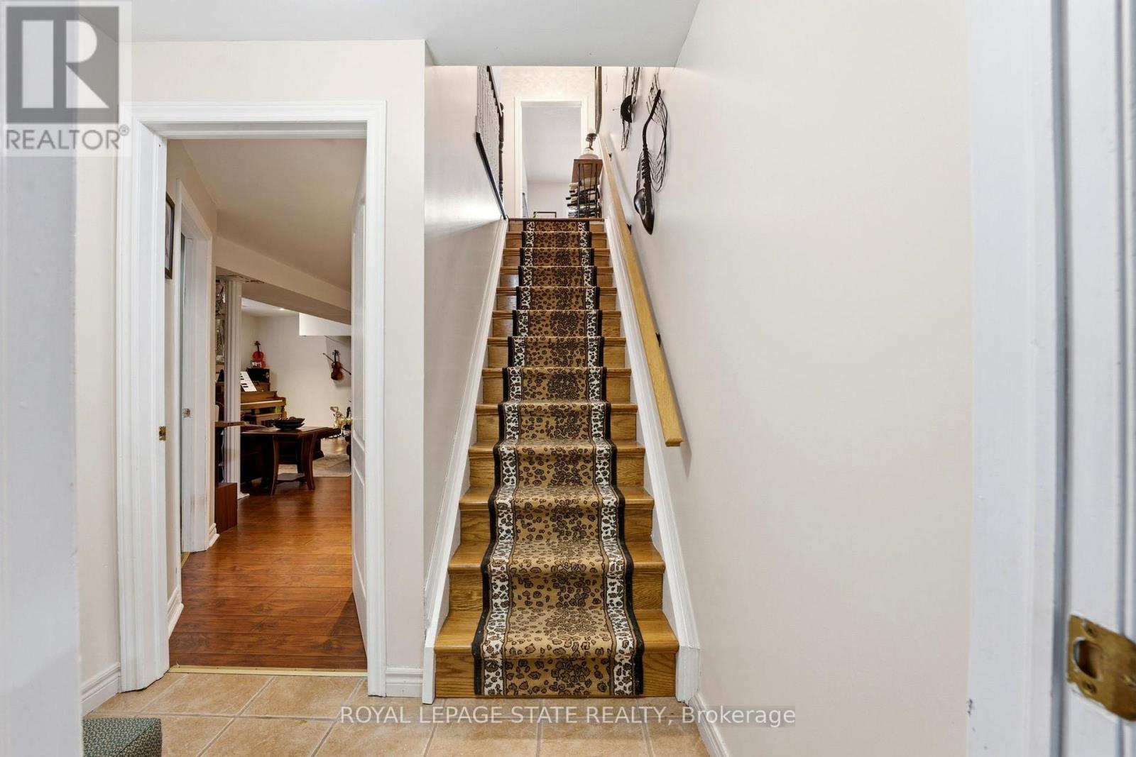 64 Griffith Drive, Grimsby (Grimsby East), Ontario  L3M 5L2 - Photo 23 - X12887838