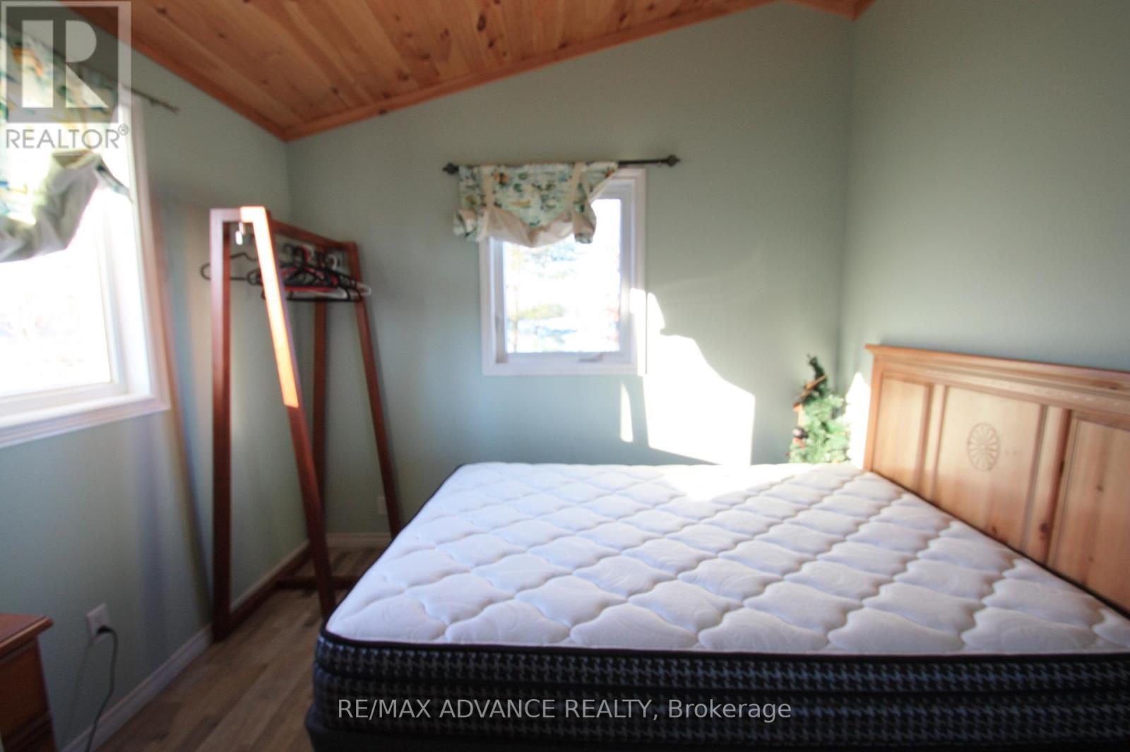 323d Grahamvale Road, Chisholm, Ontario  P0H 1Z0 - Photo 13 - X12887902