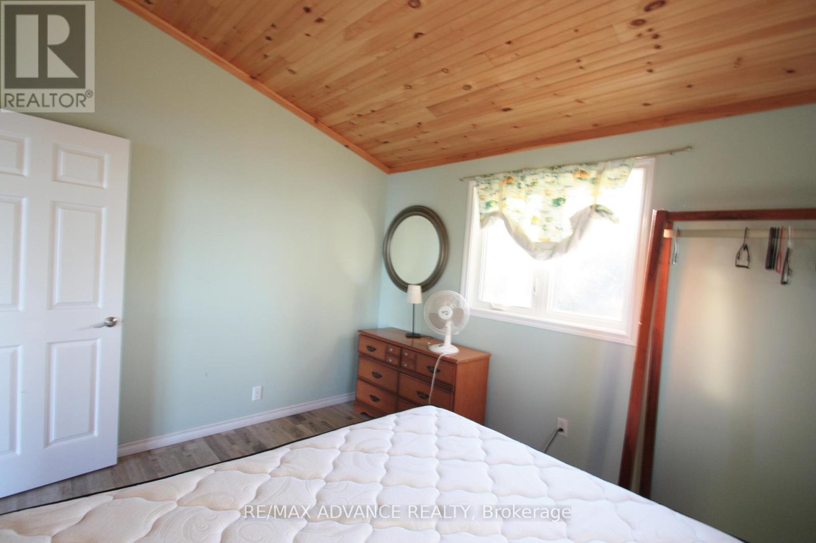 323d Grahamvale Road, Chisholm, Ontario  P0H 1Z0 - Photo 16 - X12887902