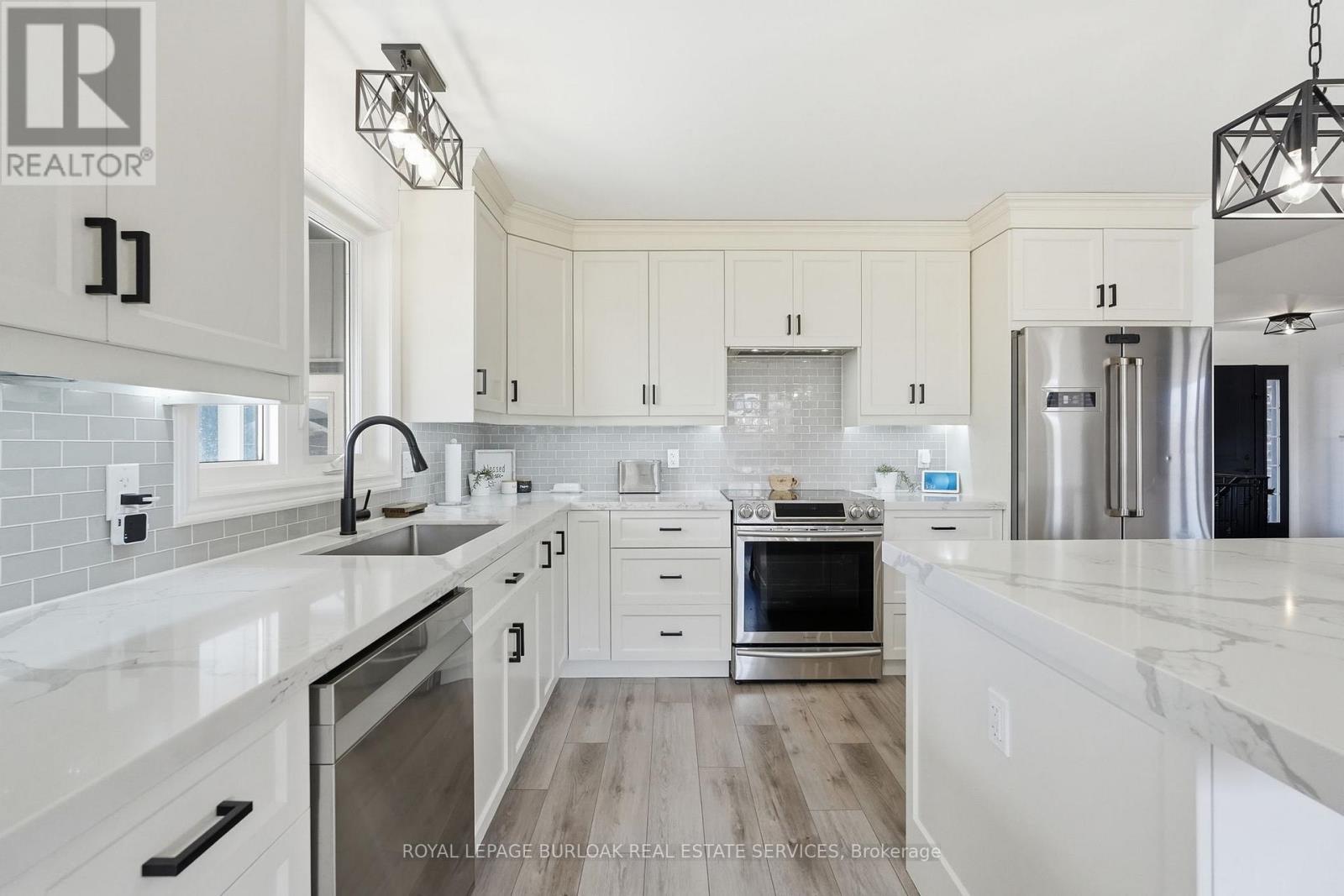 401 Lighthouse Drive, Haldimand, Ontario  N1A 2W6 - Photo 15 - X12887948