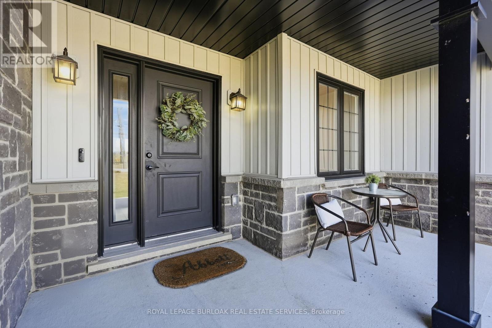 401 Lighthouse Drive, Haldimand, Ontario  N1A 2W6 - Photo 3 - X12887948