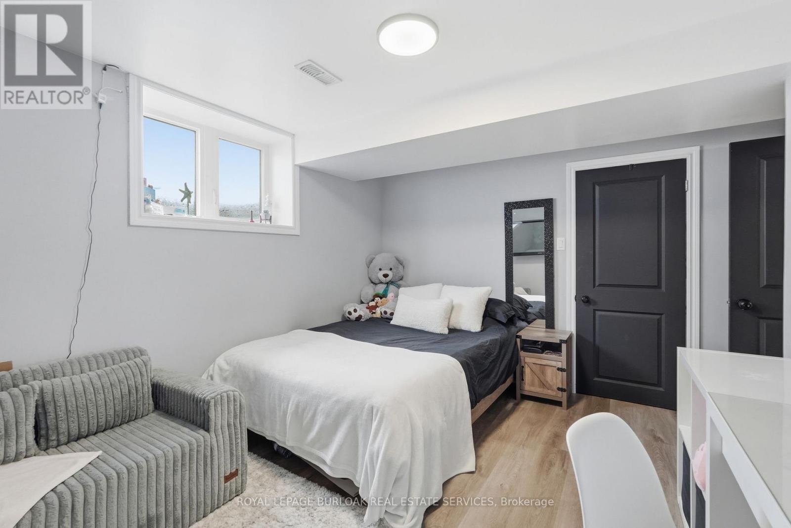 401 Lighthouse Drive, Haldimand, Ontario  N1A 2W6 - Photo 36 - X12887948