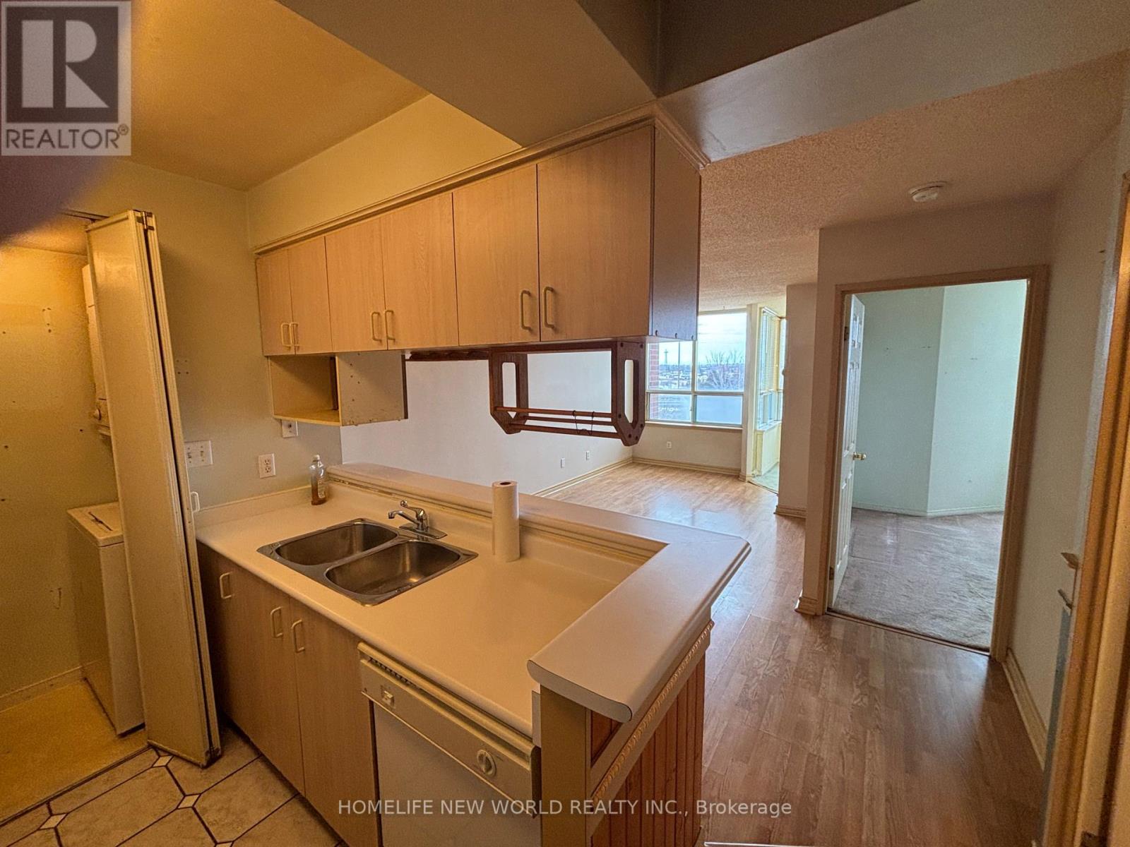 607 - 1625 Pickering Parkway, Pickering, Ontario  L1V 6Z6 - Photo 2 - E12832286