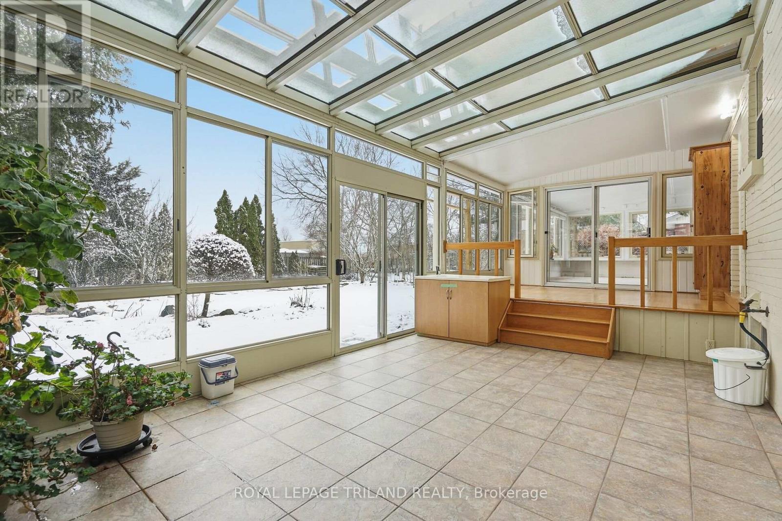 39 Ford Crescent, London North, Ontario  N6G 1H8 - Photo 26 - X12886210