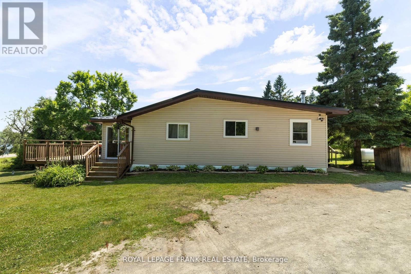 2378 Monck Road, Kawartha Lakes, Ontario  K0M 2B0 - Photo 8 - X12888058