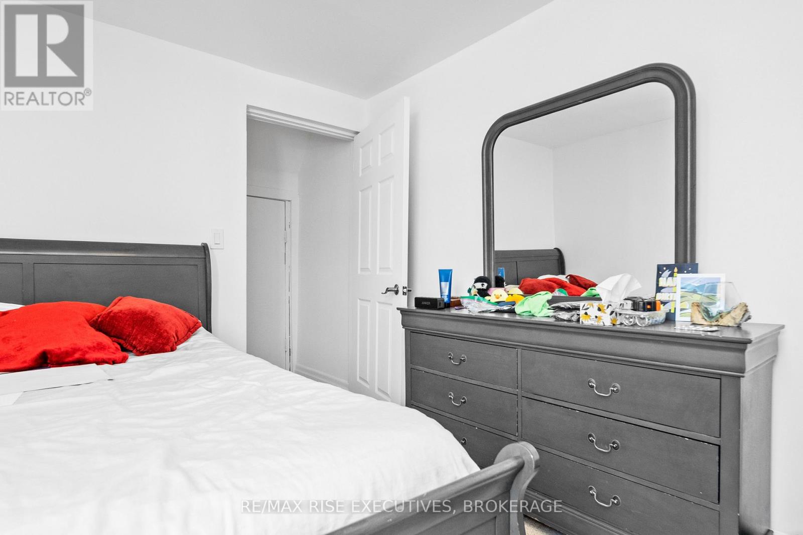 143-145 Ordnance Street, Kingston (East Of Sir John A. Blvd), Ontario  K7K 1G9 - Photo 11 - X12888102