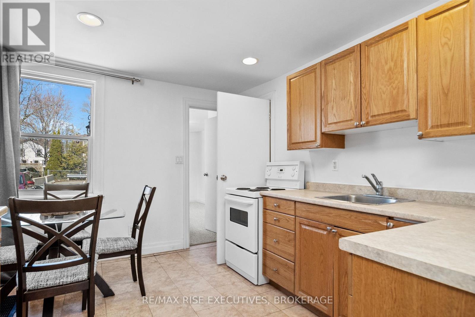 143-145 Ordnance Street, Kingston (East Of Sir John A. Blvd), Ontario  K7K 1G9 - Photo 27 - X12888102