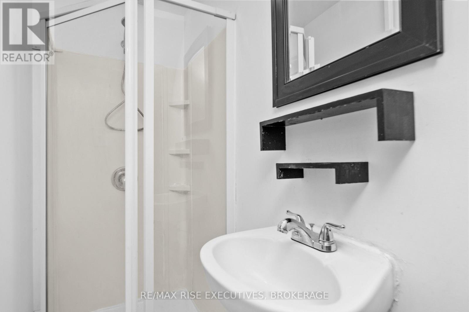 143-145 Ordnance Street, Kingston (East Of Sir John A. Blvd), Ontario  K7K 1G9 - Photo 29 - X12888102