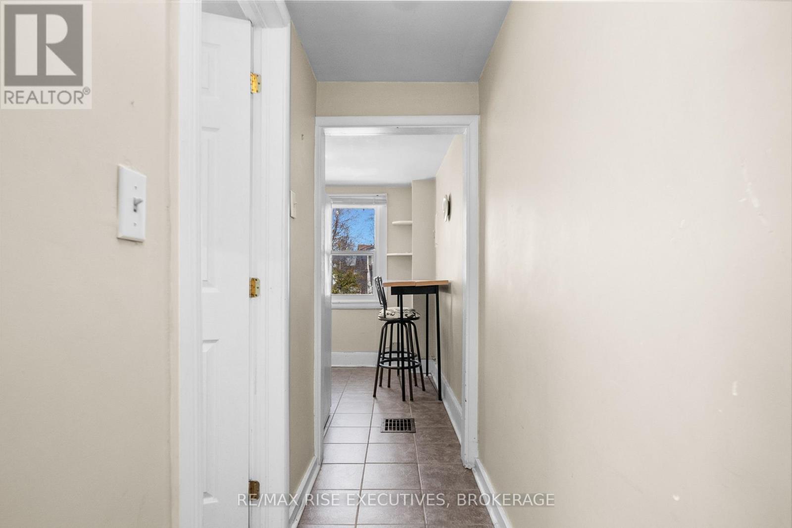 143-145 Ordnance Street, Kingston (East Of Sir John A. Blvd), Ontario  K7K 1G9 - Photo 38 - X12888102